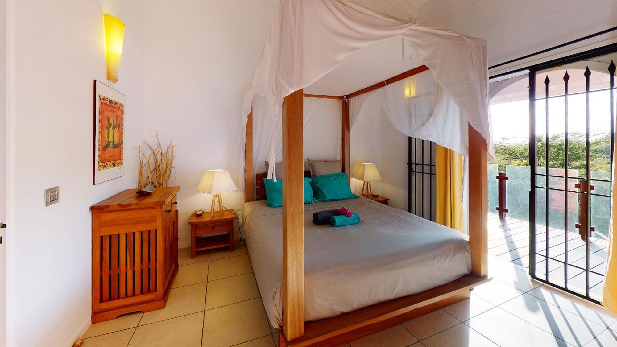 Villa Deluxe L'Hacienda Villa Vue Mer 180 Piscine Jacuzzi Proche Plage Marina Golf Pointe Des Chateaux Et Casino Jardin Clos Voyage Durable Saint-Francois  Room photo