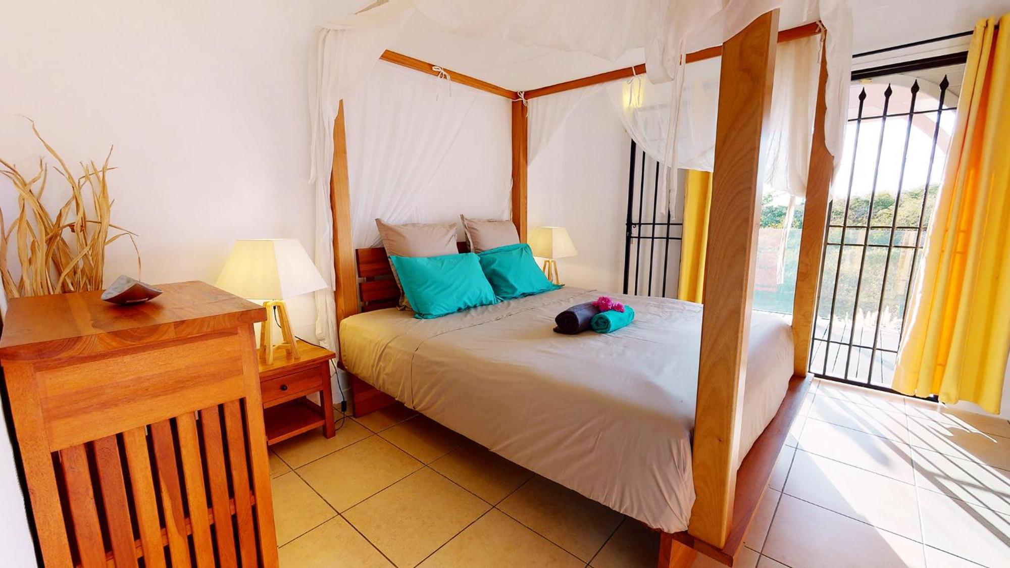 Villa Deluxe L'Hacienda Villa Vue Mer 180 Piscine Jacuzzi Proche Plage Marina Golf Pointe Des Chateaux Et Casino Jardin Clos Voyage Durable Saint-Francois  Room photo